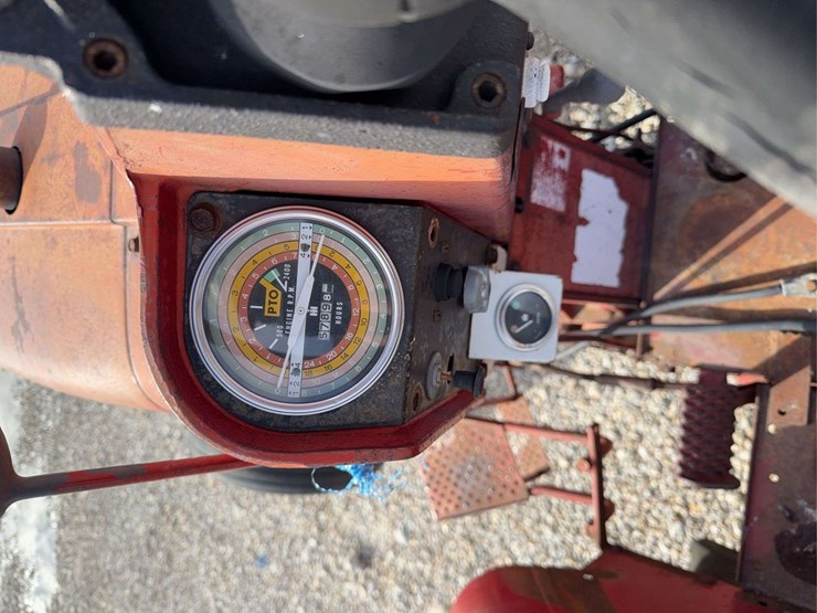 international-1206-image-38