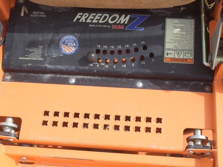 #1092-•-2010-scag-freedom-z-lawn-mower-image-27