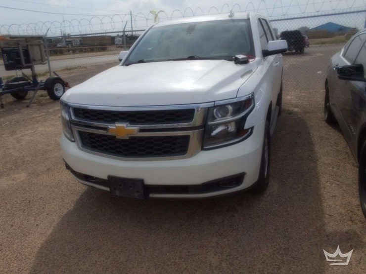 2017-chevrolet-tahoe-image-1