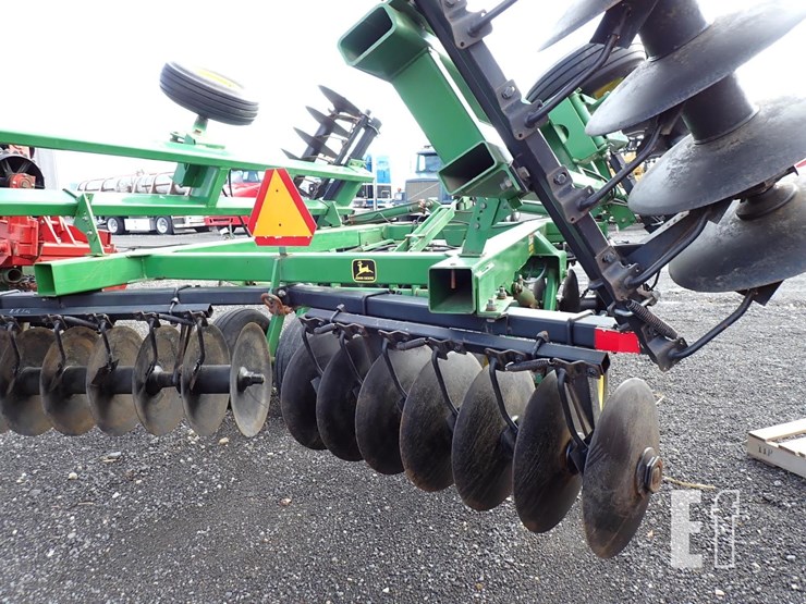 john-deere-630-image-7