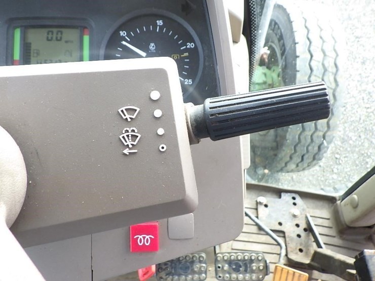 john-deere-6330-image-44