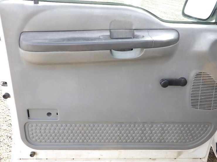 2003-ford-f350-image-23