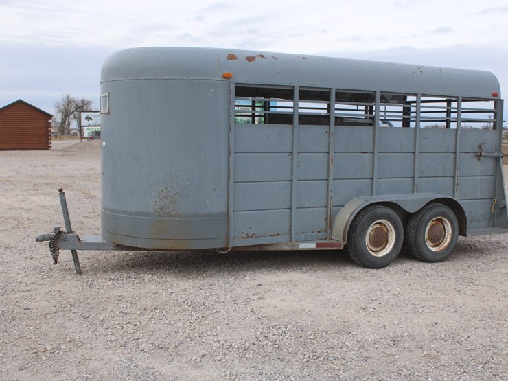 #3010-•-1995-calico-bumper-pull-16ft-livestock-trailer-image-27
