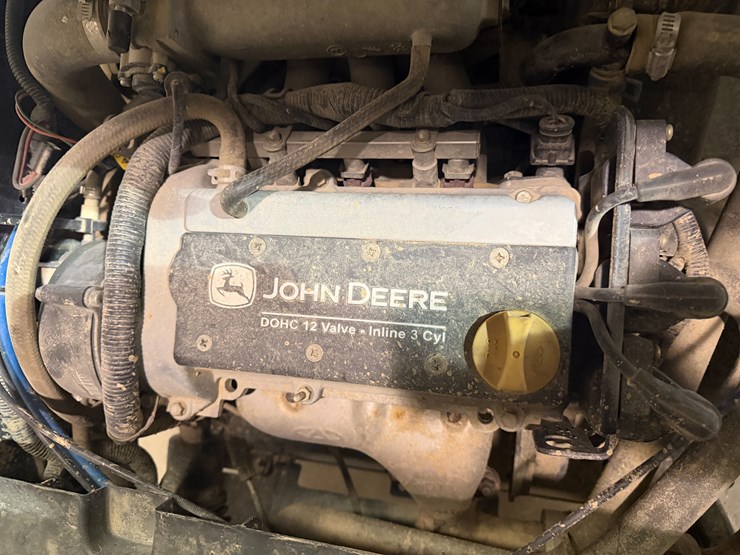 john-deere-gator-image-38