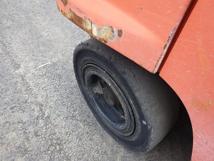 toyota-8fd35u-image-14