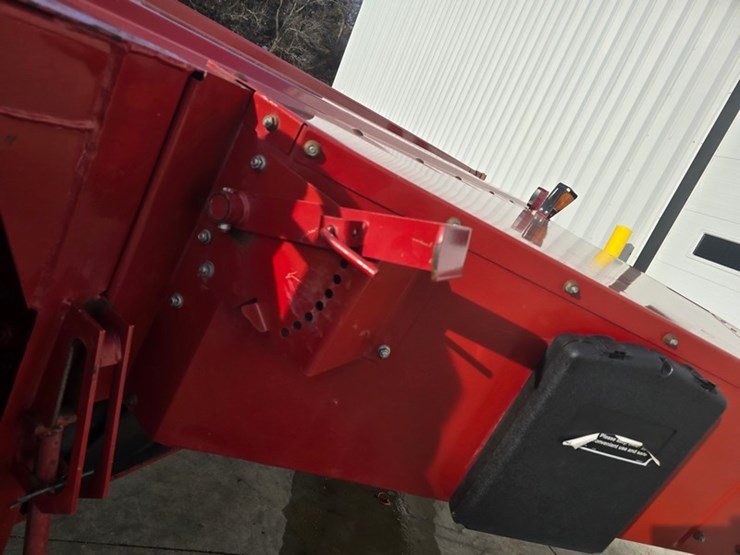 new-holland-1465-image-23