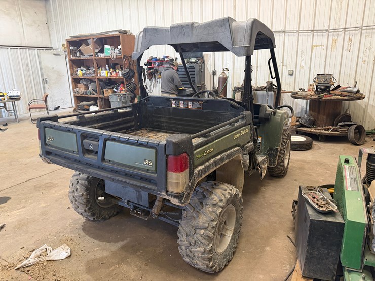 john-deere-gator-image-3