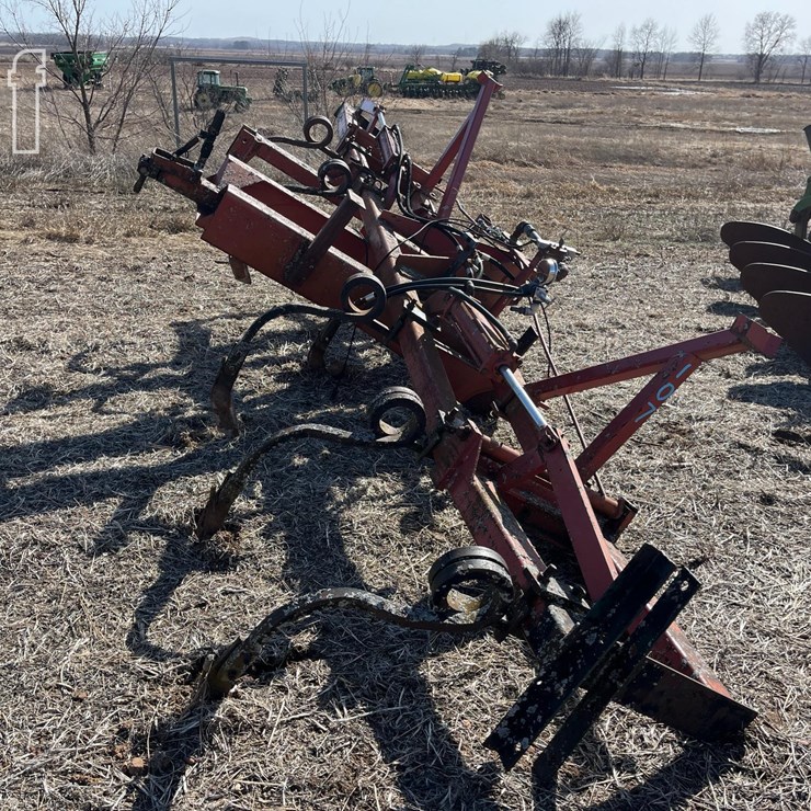 KRAUSE 3-POINT FIELD CULTIVATOR