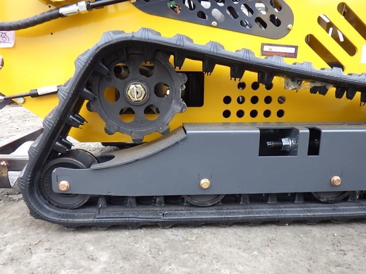 2026-sdlanch-ssl60-skid-steer-tracked-loader-image-8