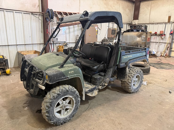 john-deere-gator-image-1