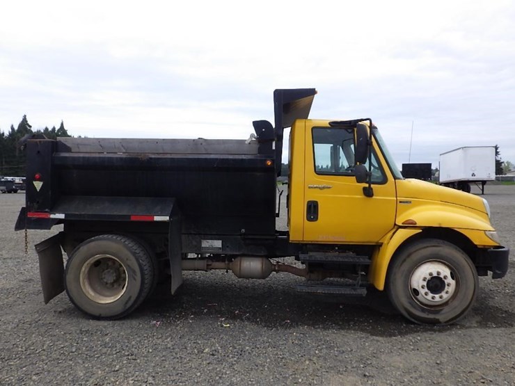 2011-international-durastar-4300-image-4