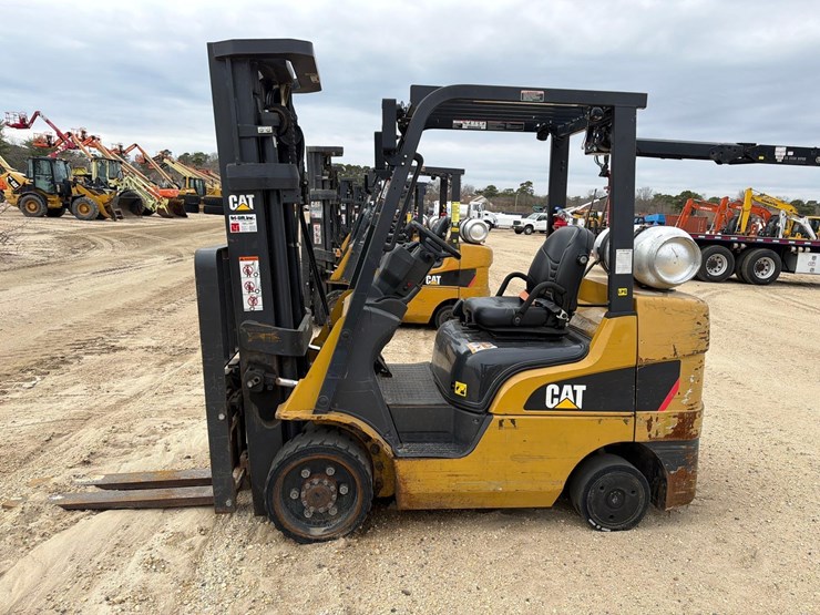 2021-caterpillar-2c6000-image-1