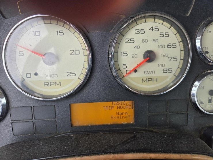 2016-international-prostar-image-62