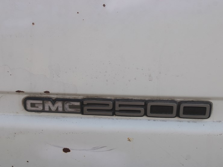 #3038-•-1992-gmc-seirra-single-cab-pickup-image-38