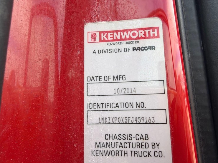 2015-kenworth-t880-image-26