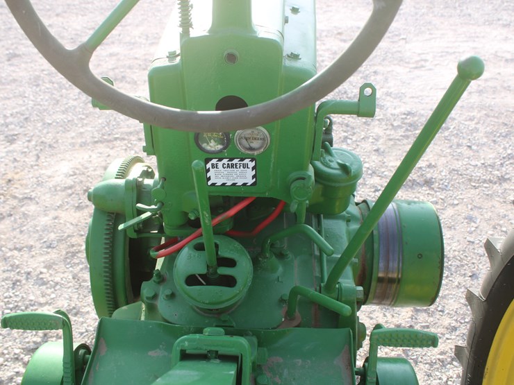 john-deere-b-image-29