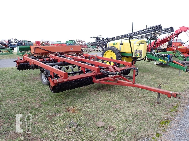 international-415-image-2