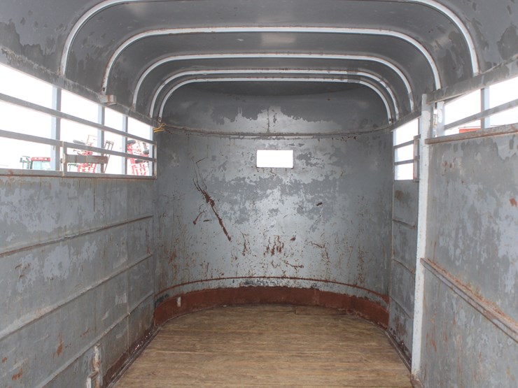 #3010-•-1995-calico-bumper-pull-16ft-livestock-trailer-image-23