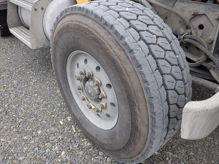 2007-peterbilt-357-image-42