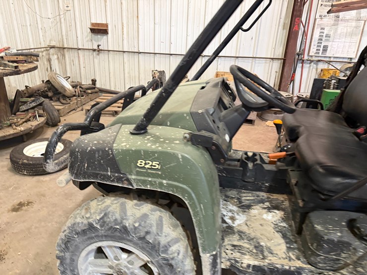 john-deere-gator-image-24