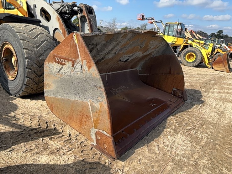 2018-volvo-l260h-image-11