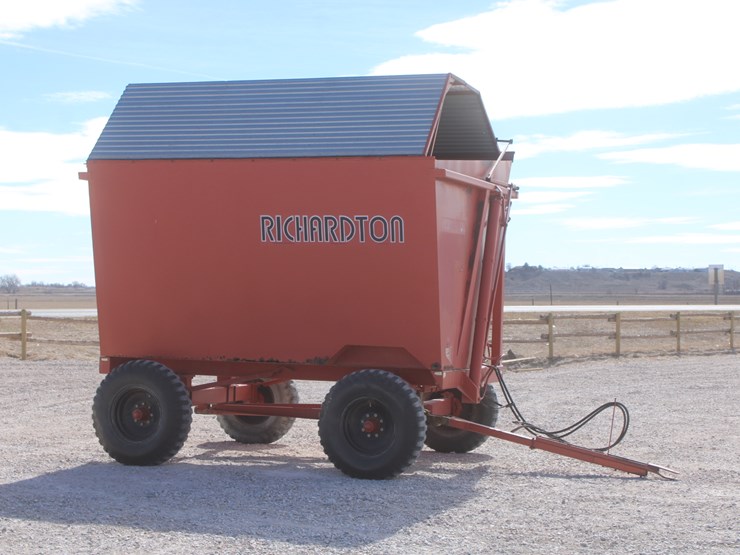 700-richardton-700-image-8