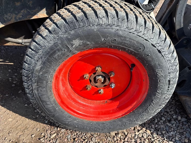 2007-bobcat-5600-toolcat-image-23