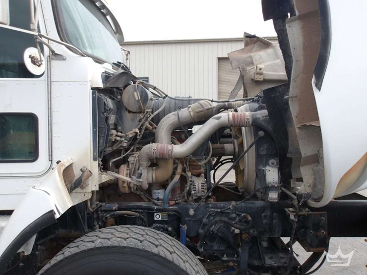 2011-kenworth-t400-image-6