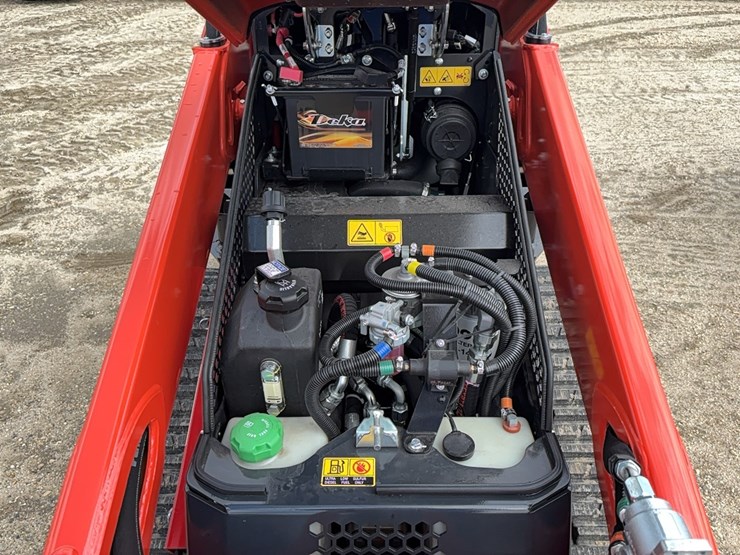 2026-kubota-scl1000-image-12