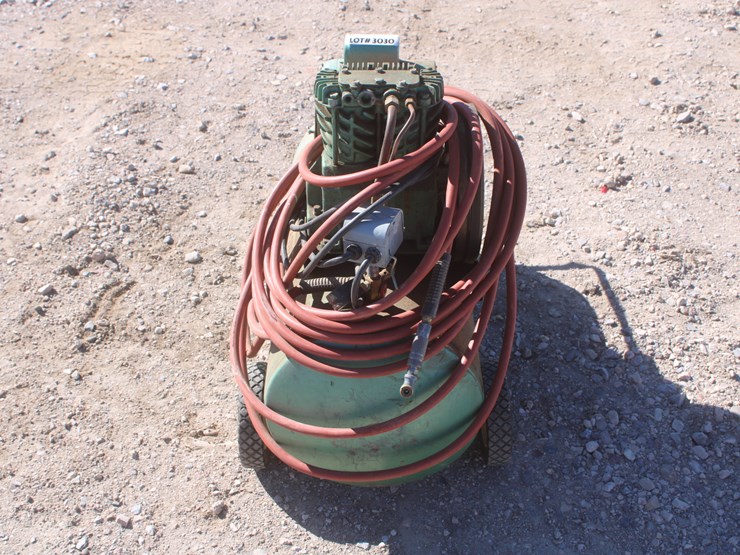 #3030-•-speed-aire-electric-air-compressor-image-2