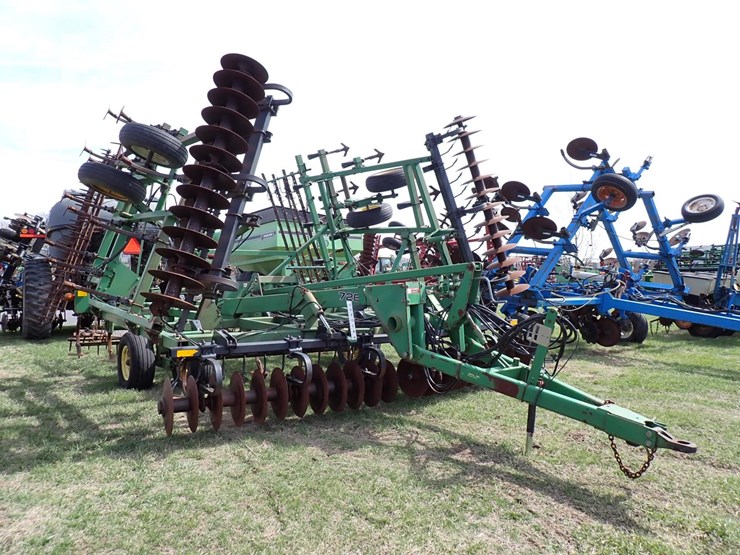 john-deere-726-image-2