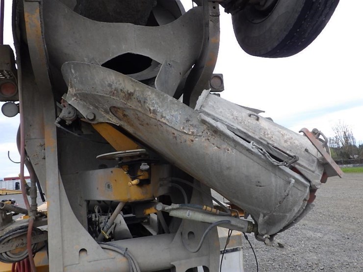 2006-peterbilt-357-image-8