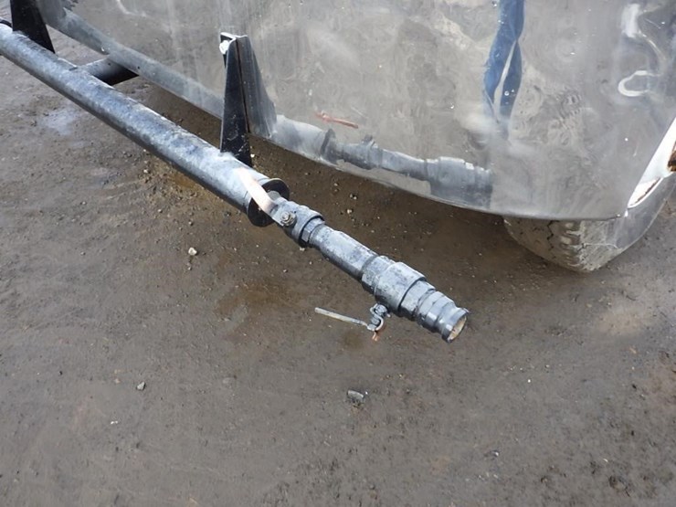 2007-peterbilt-335-image-16