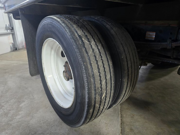 2007-ford-lcf-image-36