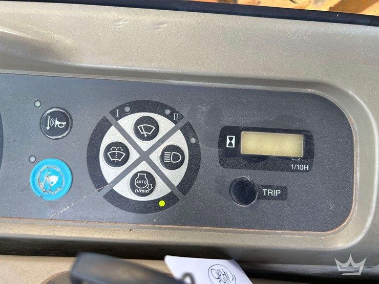 2008-case-cx240b-image-17