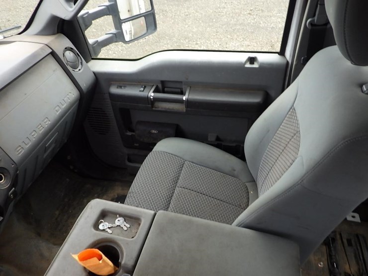 2012-ford-f550-image-36