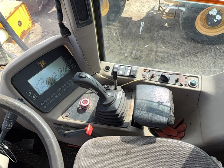jcb-426-image-16