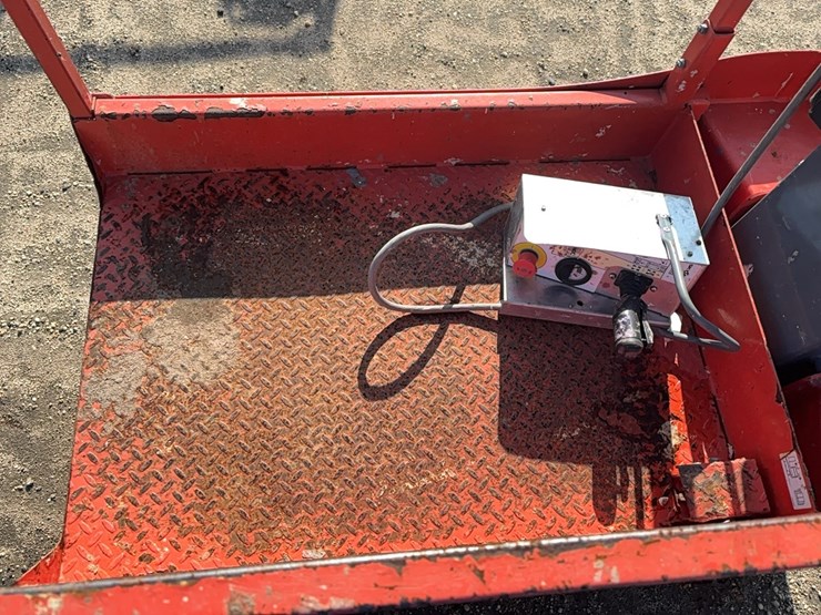 2017-skyjack-sj12-image-7