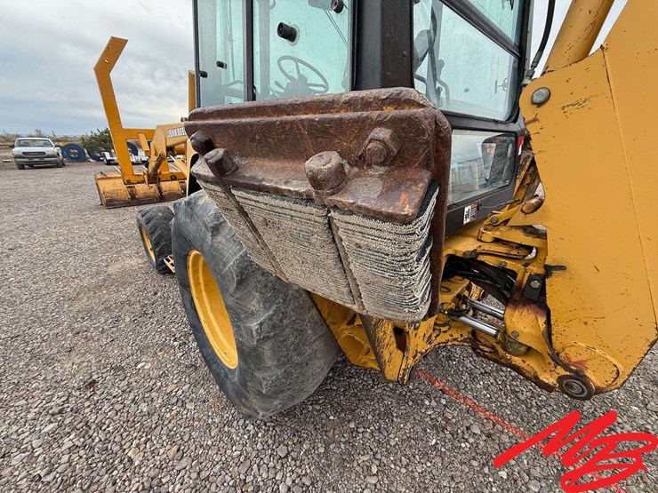 john-deere-310d-image-12