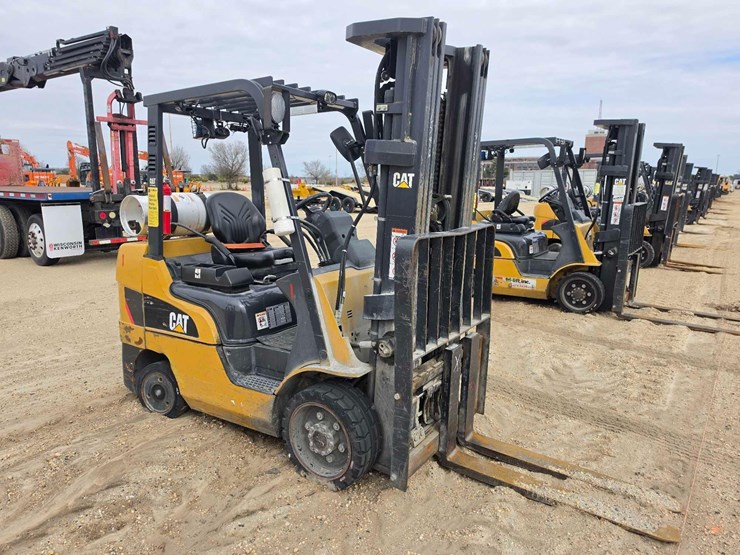 2021-caterpillar-2c6000-image-4