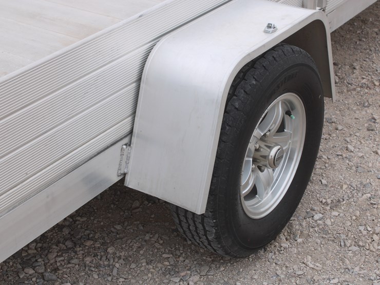 #3026-•-2021-aluma-16ft-bumper-pull-trailer-image-21