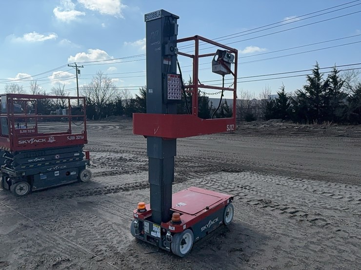 2017-skyjack-sj12-image-9