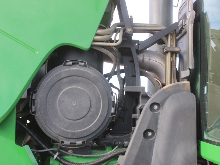 2009-john-deere-8330-image-64