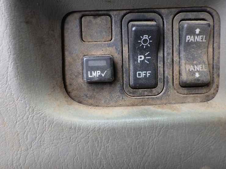 2011-international-durastar-4300-image-29