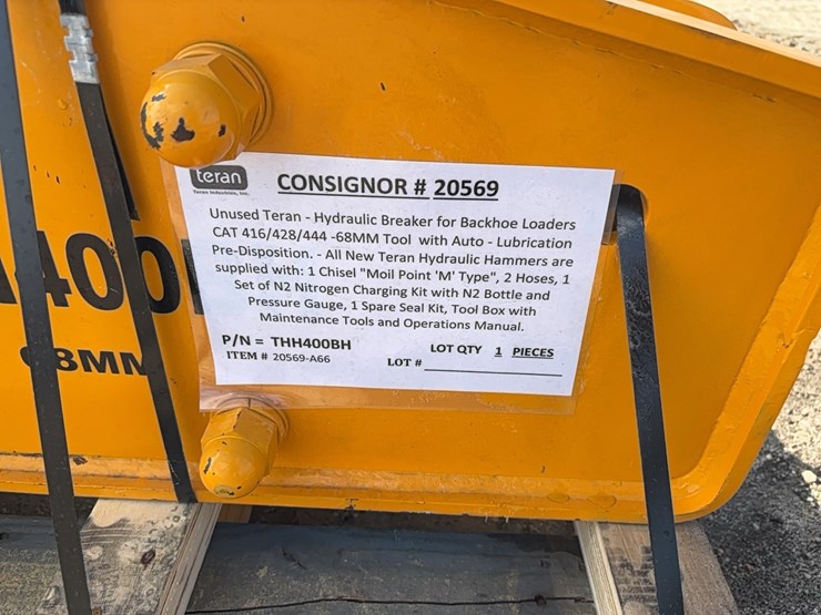 caterpillar-416-image-6