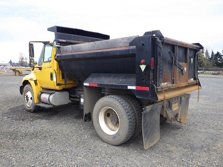 2011-international-durastar-4300-image-7