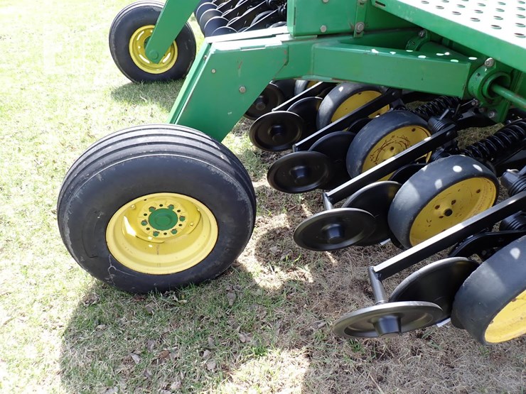 john-deere-750-image-7