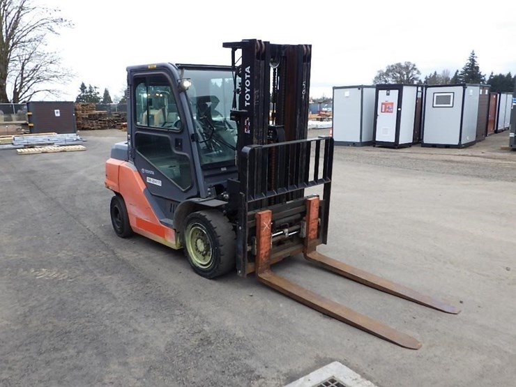 toyota-8fd35u-image-3