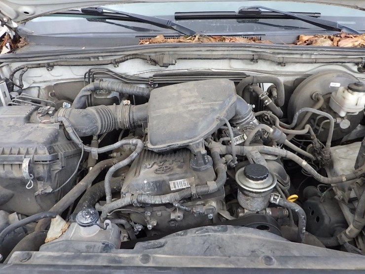 2013-toyota-tacoma-image-11