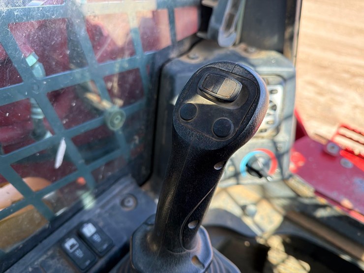 takeuchi-tl8r2-image-19